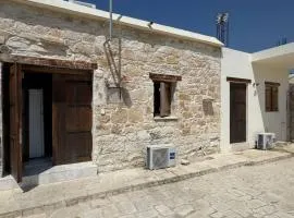 stone house marathounta