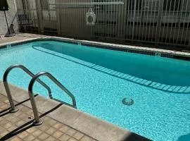 1140 Alta Loma