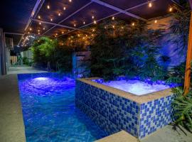 Private Resort in Bulacan with Karaoke and Pool Near Philippine Arena and Manila，位于Bocaue的酒店