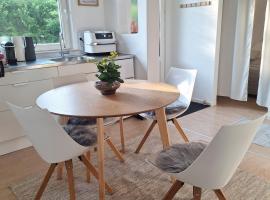 P7 Gardens - Close to station and nature，位于Kokkedal的酒店