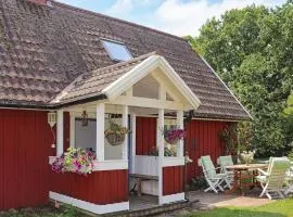 6 person holiday home in ÖRKELJUNGA