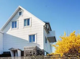 4 person holiday home in KUNGSHAMN-By Traum