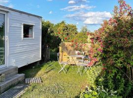 4 person holiday home in SÖLVESBORG-By Traum，位于瑟尔沃斯堡的酒店