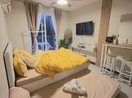 Cozy New Studio with Free Pool- near Airport & Beaches