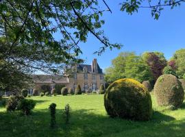 Château de la Garlais - 29 couchages，位于Derval的酒店