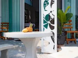 Thai Neighbourhood Duplex Stay 1 Bedroom Home