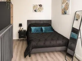 Maisonnette neuve, centre-ville, 20mn de Paris