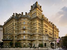 伦敦朗廷酒店，位于伦敦Liberty of London Department Store附近的酒店