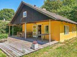 6 person holiday home in Aakirkeby-By Traum，位于奥基克比的酒店