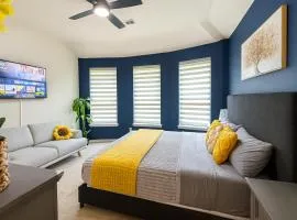 Entire Home 3BR Hidden Gem Getaway with Level 2 EV Charger, Central Location