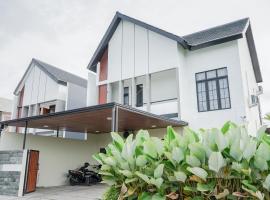 Villa Asana Kolam Renang Private，位于Godean的酒店