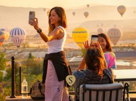 Cappadocia Fairy Chimneys Selfie Cave Hotels - Special Class，位于乌奇希萨尔的酒店