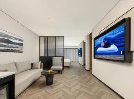 昆山花桥花溪公园地铁站亚朵酒店