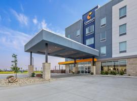 Comfort Inn & Suites at Sanford Sports Complex，位于苏福尔斯的酒店