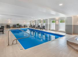 Velora Hinton, an Ascend Collection Hotel，位于欣顿的酒店