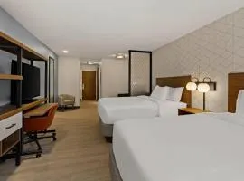 Everhome Suites Somerset - South Brunswick