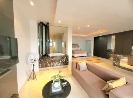 The Franklin, NYC style loft apartments