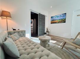 E Petit Prince T3 avec SPA & Lit King size，位于埃佩尔奈的酒店