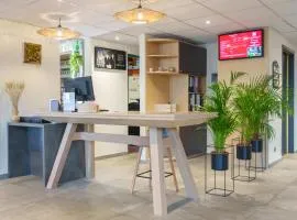 拉昂宜必思酒店
