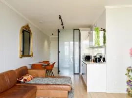 Luxury Escape at Ellipse 1-Bed, Kitchen, Wi-Fi & Free Parking