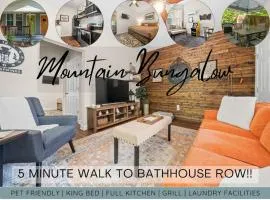 Mountain Bungalow-Walk to Downtown/Biker's Dream!