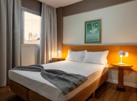 Lym Flat Hotel，位于乌贝兰迪亚的酒店