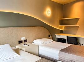 Hotel Zata - Premium，位于克里西玛的酒店