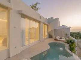 Nour Uluwatu