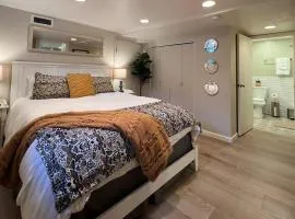 Historic Suite on Prescott's Best Street!