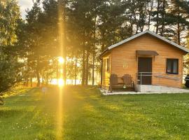 Rāznas ezera namiņš D1 ar elektrisko apkuri，位于Ragi的酒店