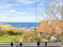 5634-Svaneke-Bolshavn-29-A，位于斯瓦讷克的酒店