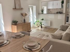 Le Cocon - Appartement avec salle de Cinéma，位于丰特奈勒孔特的酒店