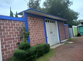Acosta 2，位于San Lorenzo Tlalmimilolpan的酒店