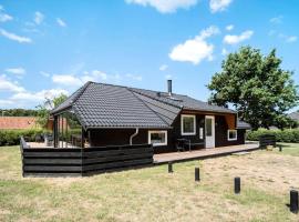 FY132-Middelfart-Stjernevej-109，位于米泽尔法特的酒店