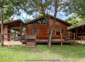 Chalé Recanto da Paz com JACUZZI，位于伊图的酒店