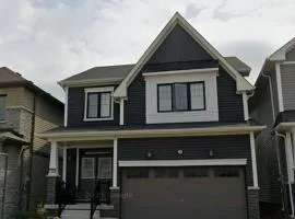 New 3 Bedroom 2 Bathroom Home in West Niagara