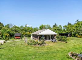 LF10004-Thyholm-Agertoften-4，位于蒂霍尔姆的酒店