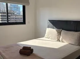 Apê Central | 2 Suítes + A/C + Vista Mar