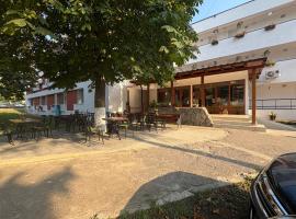 Hotel Camelia，位于朱庇特的酒店