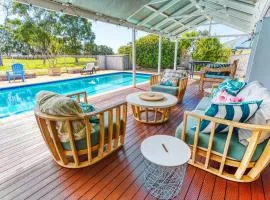 Pool and Putt Paradise