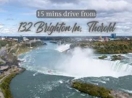 Modern Home 10 mins from Niagara Falls & Main Attraction with Free 2 Parkings