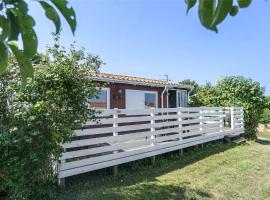 6630-Allinge-Madselokke-5-Hus-45，位于阿灵厄的酒店