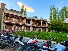 Snow Retreat Ladakh
