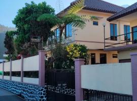 Villa Kusuma Tawangmangu，位于塔旺曼谷的酒店