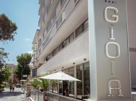 吉奥伊亚酒店，位于里米尼滨海中心的酒店
