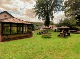 Meldon Hotel，位于欧克汉普敦的酒店