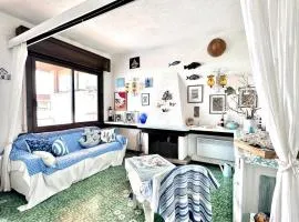 la farfalla blu sul mare