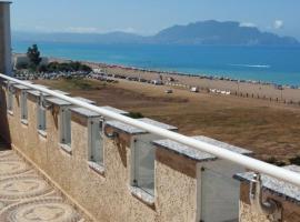 Hotel BLADOR，位于Tichi的酒店