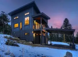 Pinebox at Evergreen Modern 20Acres -Serene-Creek