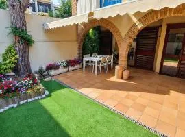 Apartamento con Jardín a 30 segundos de la playa